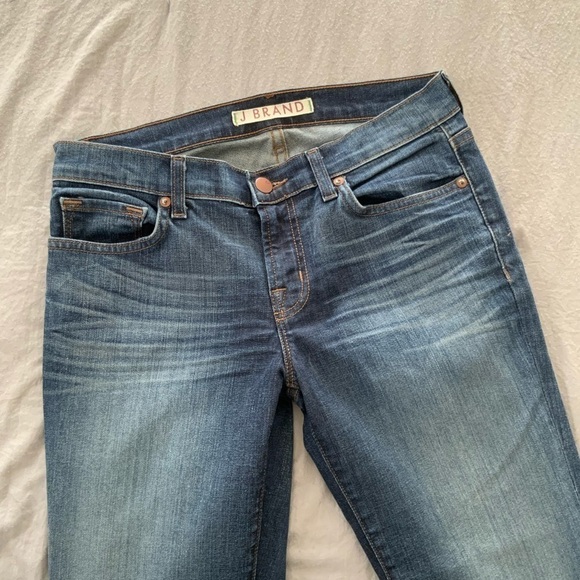 j Brand Bailey Boot Cut Jeans - Picture 3 of 9